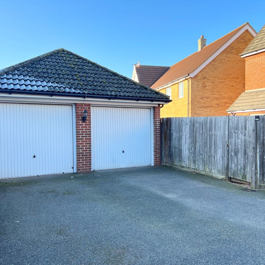 Thistle Way, Bury St. Edmunds, Red Lodge - Photo 1