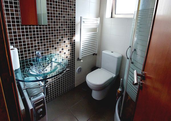 T2 for rent, next to the Glicínias Shopping Center, Aveiro.