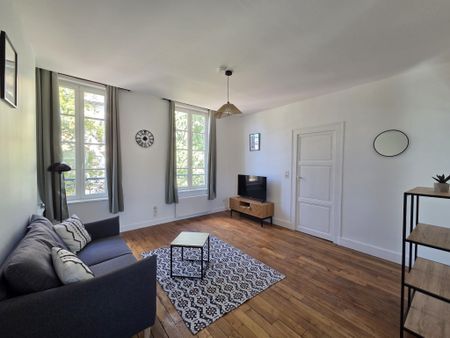 Location Appartement 2 pièces 41m² TROYES 10000 - Photo 2