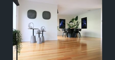 Spacious Family Home in the Heart of Meadow Heights - Photo 3