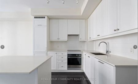 9075 Jane Street #320 - Photo 3