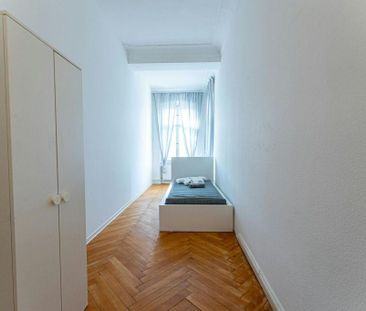 BORNHOLMER STR, 10439 Berlin - Photo 3