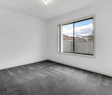 Great Family Living!! - Photo 6