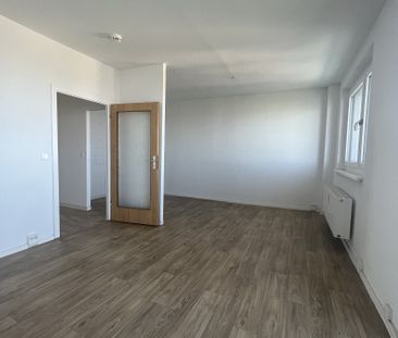Zentrale 3 Raum Wohnung mit Balkon - Foto 1