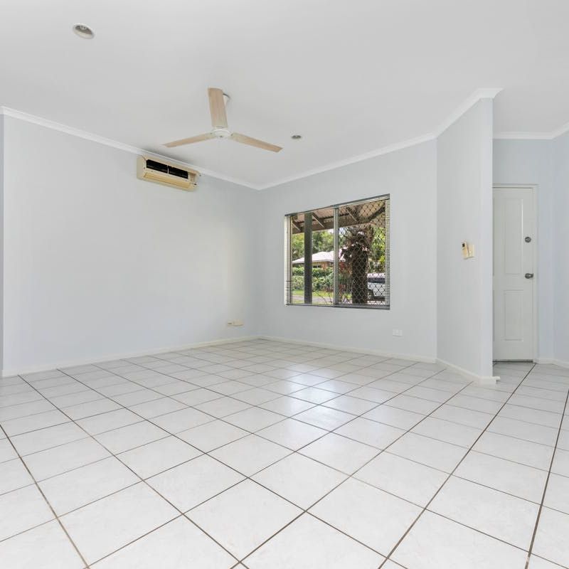 FAMILY HOME IN GUNN - Photo 1