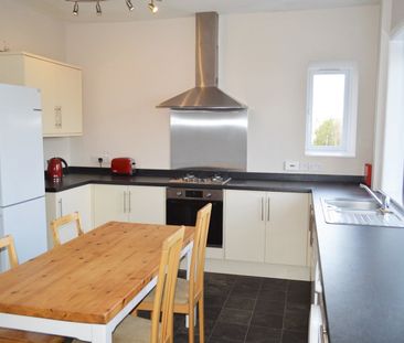 Room in a Shared House, Biggar Road, EH10 - Photo 3