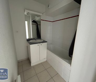 Location Appartement 3 pièces 65m² POITIERS 86000 - Photo 6