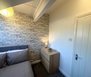 Glebe Avenue (Room 3), Kirkstall, Leeds - Photo 6