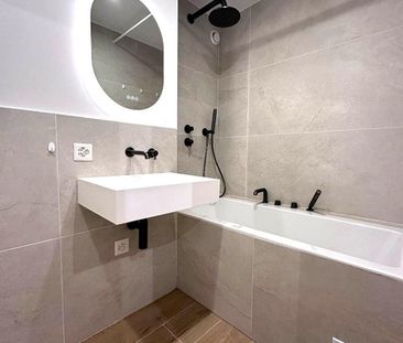 3.5-room terrace apartment with spectacular panoramic views - Photo 1