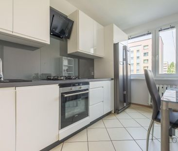 Przestronne mieszkanie z balkonem na ul. Piłsudskiego w Jaworzno do... - Фото 6