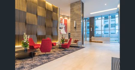 5 STARS FACILITIES APARTMENT @$850 per week - Photo 2