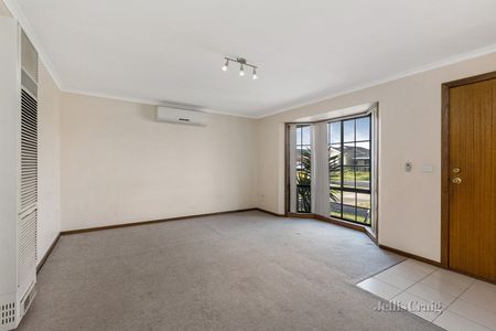 2 Hyde Court, Altona Meadows - Photo 2