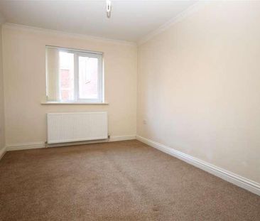 Brooklands, Queens Road, Freshwater, PO40 - Photo 2