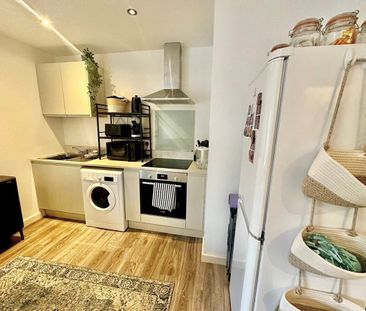 Back Dragon Parade, Harrogate - Photo 4