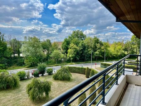 RUSTIG GELEGEN 2- SLAAPKAMERAPPARTEMENT MET TERRAS EN GARAGE - Photo 5