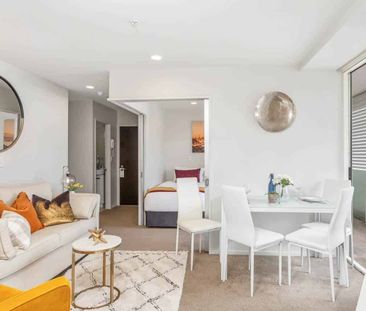 Fully Furnished Two Bedroom Apartment in The Q... - Photo 5