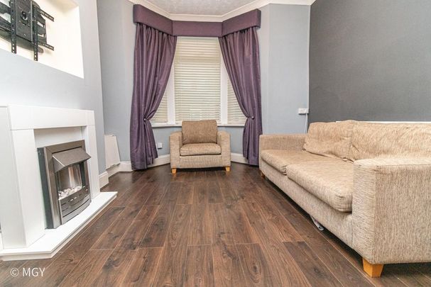 2 bedroom end of terrace house to rent - Photo 1