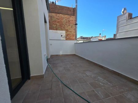 Badalona - Photo 2