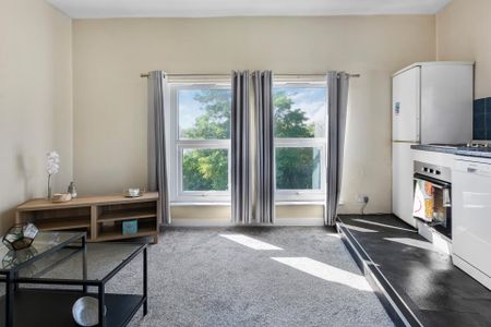 90 BURLEY ROAD Leeds - LS3 1JP - Photo 2