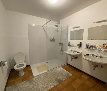 Ruime woning met drie ruime slaapkamers! - Foto 5
