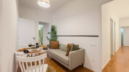 Room in a shared 6-bedroom apartment for rent in El Putget i Farró. - Foto 4