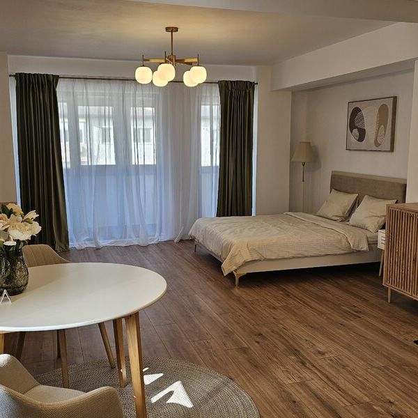 Garsoniere in regim hotelier Grand Arena Sector 4 - Photo 1