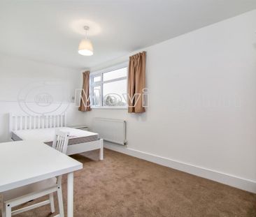 House share to rent - Photo 2