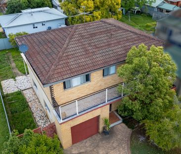 Rare Find! Solid Double Brick Two-Storey 4-Bedroom Family Home with... - Photo 6