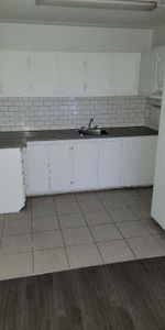 Très Bel Appartement 3 1/2 à Louer - Boulevard Des Sources - DDO - Aussi 4 1/2 - Photo 4
