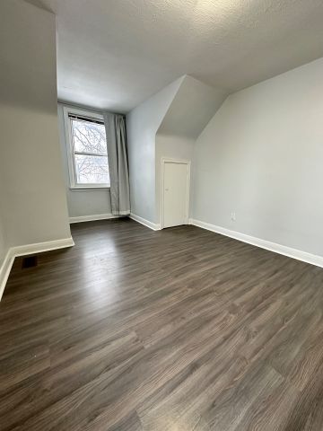 For Lease - 218 Finch Avenue Unit# Main, Toronto, Ontario - Photo 3