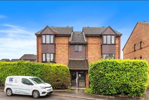 Studio Flat, Gilpin Close, CR4 - Photo 1