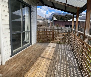 Newly Renovated Home in the Heart of Glenorchy - Photo 1