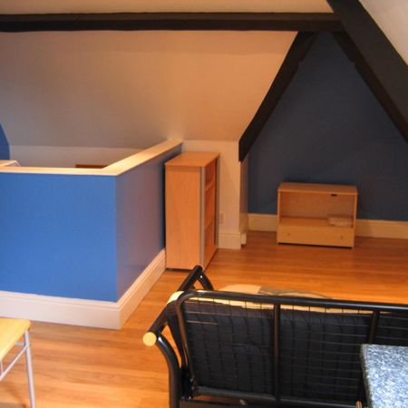 40 HYDE TERRACE Leeds - LS2 9LN - Photo 4