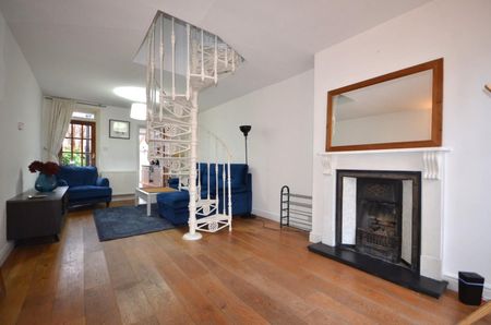 2 bedroom House To Let - Photo 3