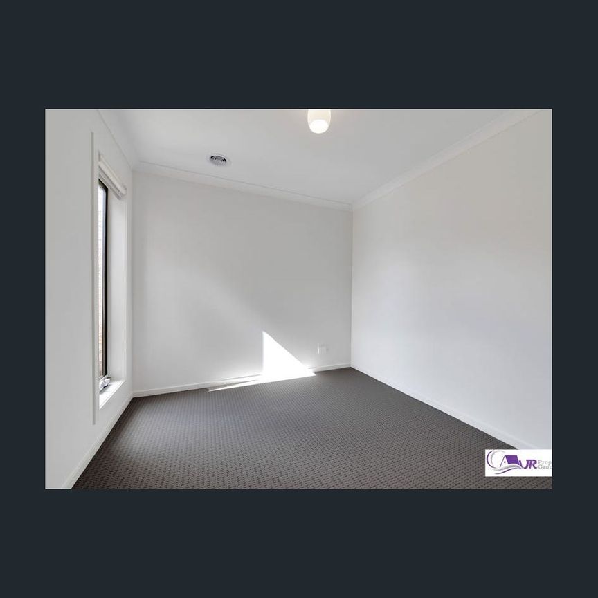 107 Newmarket Road, Werribee, Vic 3030 - Photo 1