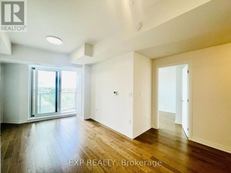 1608 - 805 CARLING AVENUE - Photo 2