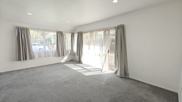 Property Management182D Mokoia Road, Birkenhead - House for Rent - Photo 1