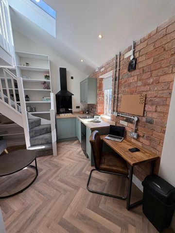 Studio to rent - Photo 2