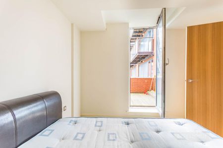 1 bedroom flat to rent - Photo 4