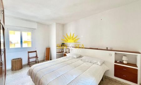FIVE-BEDROOM APARTMENT – TORREVIEJA - Foto 3