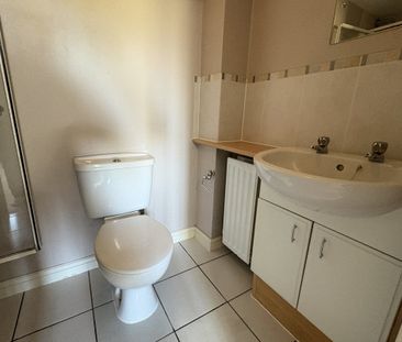 Kingfisher Drive - Photo 3