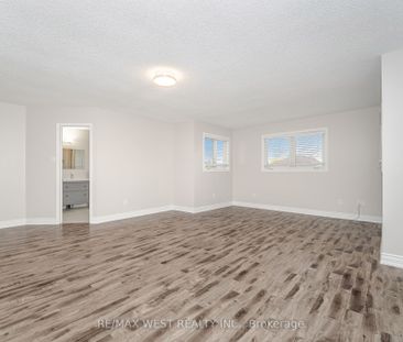 For Lease - 86 Dina Road, Vaughan, Ontario - Photo 5