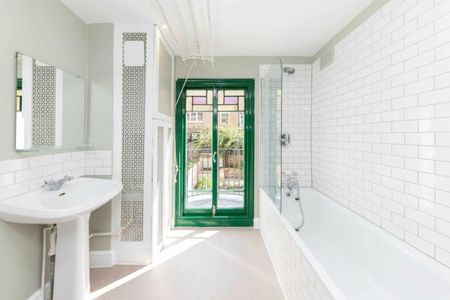 Devonport Road, Shepherds Bush, W12 - Photo 5