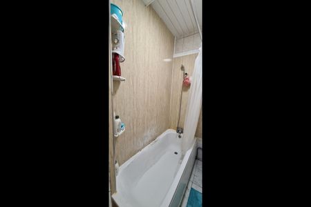 3 Bed Terraced House, Denbigh Road, E6 - Photo 2