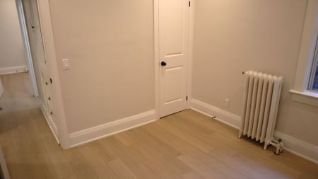 For Lease - 731 Coxwell Avenue Unit# Main Fl, Toronto, Ontario - Photo 4