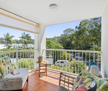 Top Floor Coastal Living in Sought-After Koala Park - Photo 3