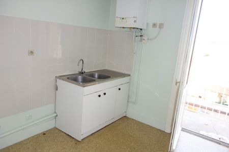 Location Appartement 3 pièces 49m² - Photo 4