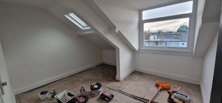 12/13 Woodland Terrace Flat 11 - Photo 2