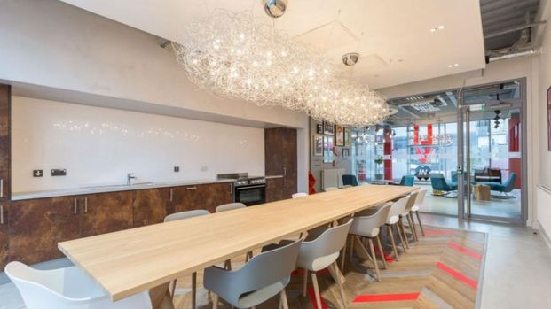 Studio to rent - Photo 1