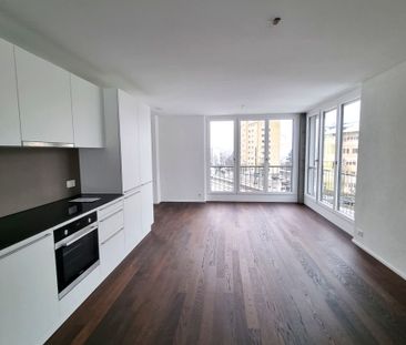 RSERVIERT: Moderne 2.5-Zi.mmer-Wohnung mit grosszügiger Loggia... - Photo 2